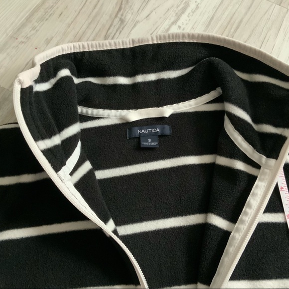 Nautica Black & White Fleece Jacket Small - Picture 3 of 6